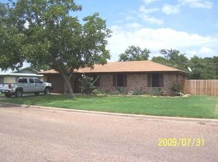 303 Shady Ln, Gatesville, TX 76528