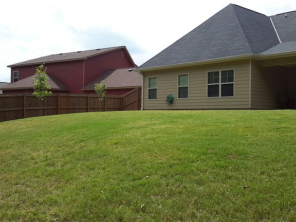 4th image of 11 Cedarwood Ln