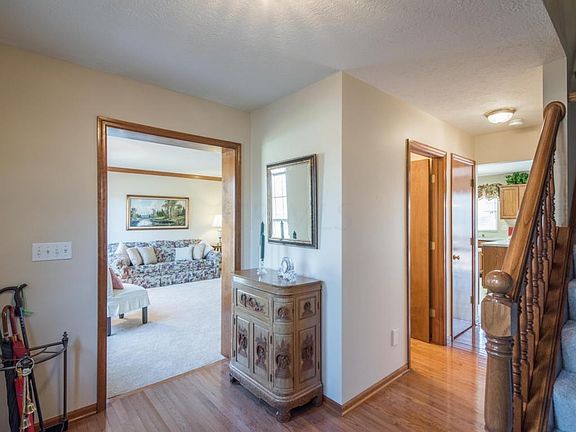 2nd image of 5582 Barney Dr