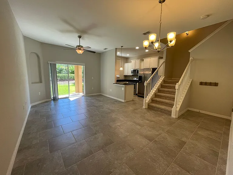 207 Wentworth Grande Dr — Photo 6