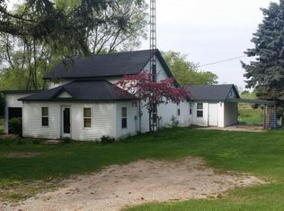 3135 S 88th Ave, New Era, MI 49446