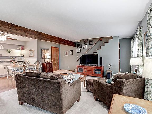 2nd image of 361 Farnsworth Dr