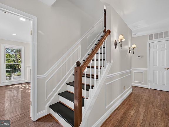2nd image of 4400 Cheatham Ct