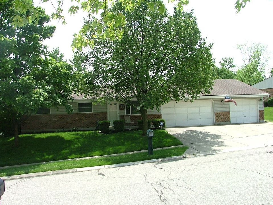 1st image of 110 Trumpet Dr