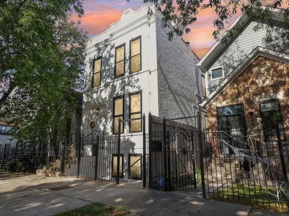 2322 W Montana St, Chicago, IL 60647