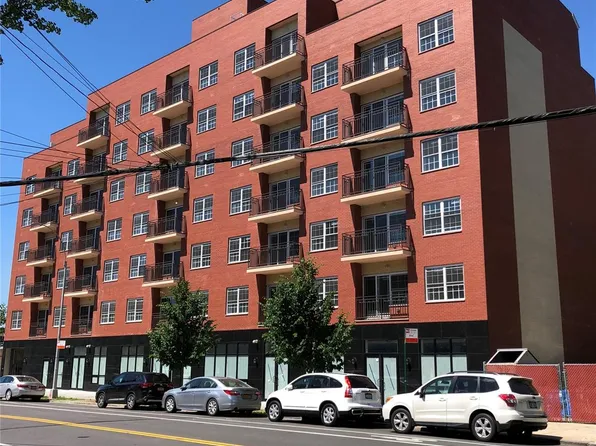 71-66 Parsons Boulevard #3F, Fresh Meadows, NY 11365