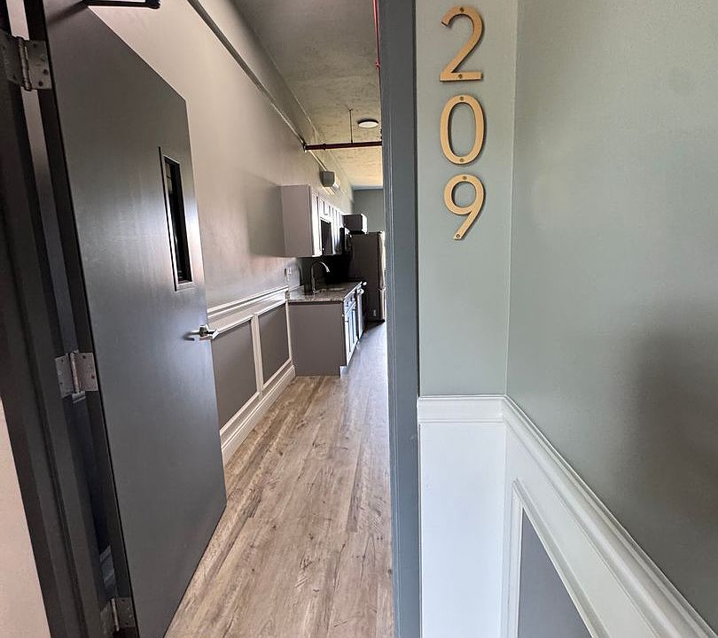 1st image of 70 Webster St #209