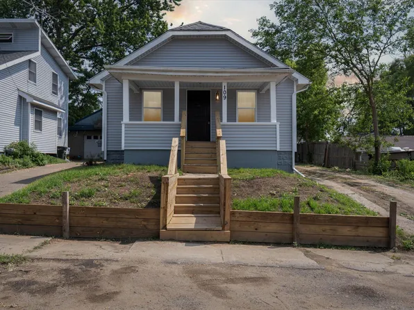 109 Cass Ave, Jackson, MI 49203