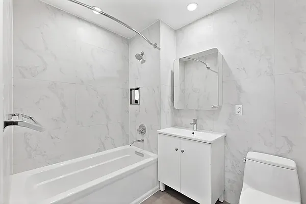 Rented by Living New York | media 17