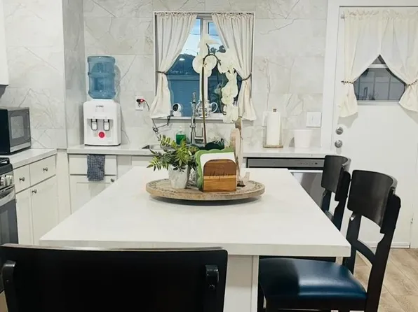 2012 E Mission Ave Unit 6, Escondido, CA 92027