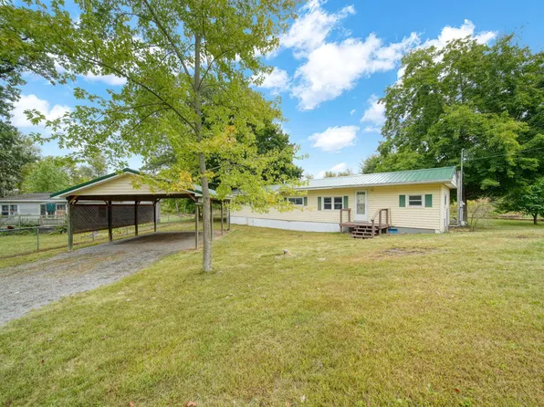 6057 Amberton Dr, Jackson, MI 49201