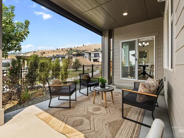 2543 S Via Privada Ln, Boise, ID 83716