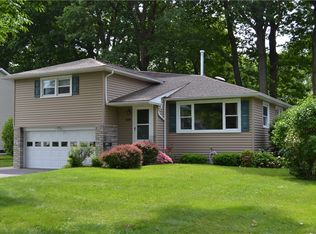 229 Everclay Dr, Rochester, NY 14616