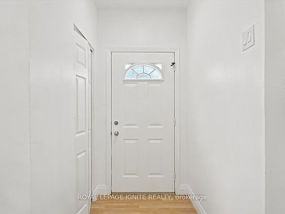 2nd image of 6 Upton Cres