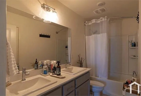 689 Coppola Ct — Photo 12