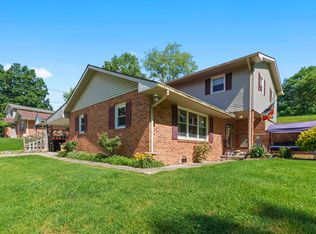 1129 W Dorcliff Heights Rd, Ashland, KY 41102