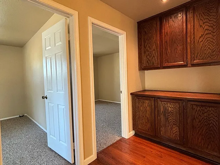 107 Mills Rd — Photo 20