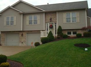 112 Joseph Vito Dr, Jeannette, PA
