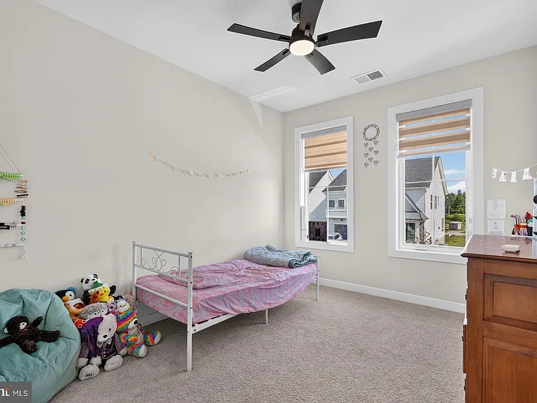 8739 Stone Jug Way — Photo 32