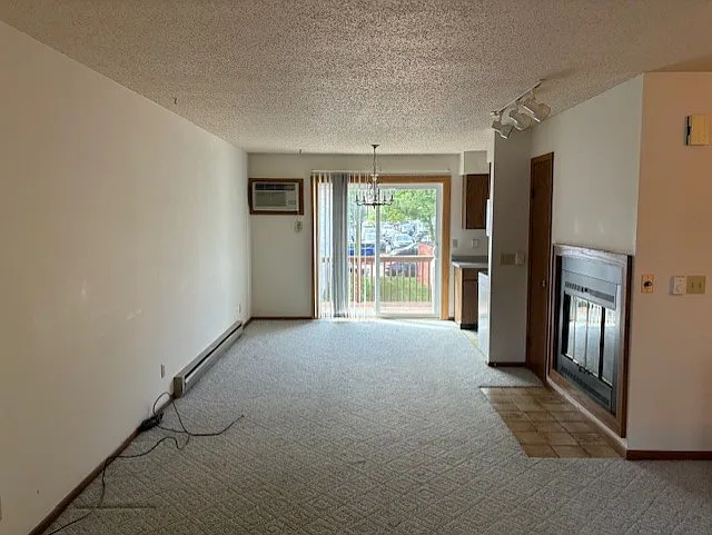 1618 9th St S #1618 — Photo 3
