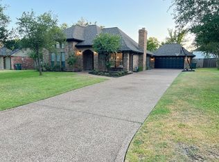 5717 Chelsea Cir, Bryan, TX 77802