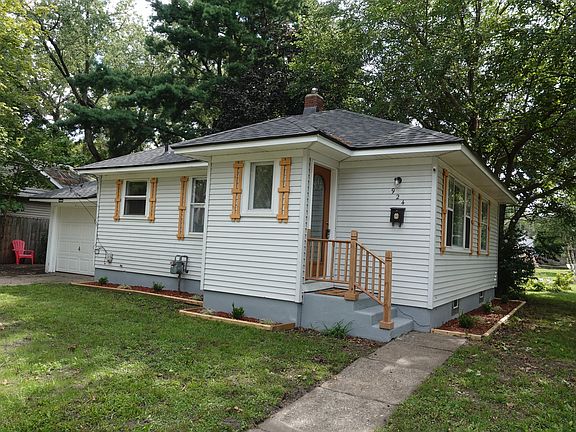 2nd image of 924 Griggs St SE