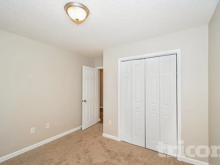 665 Skyline Dr — Photo 13