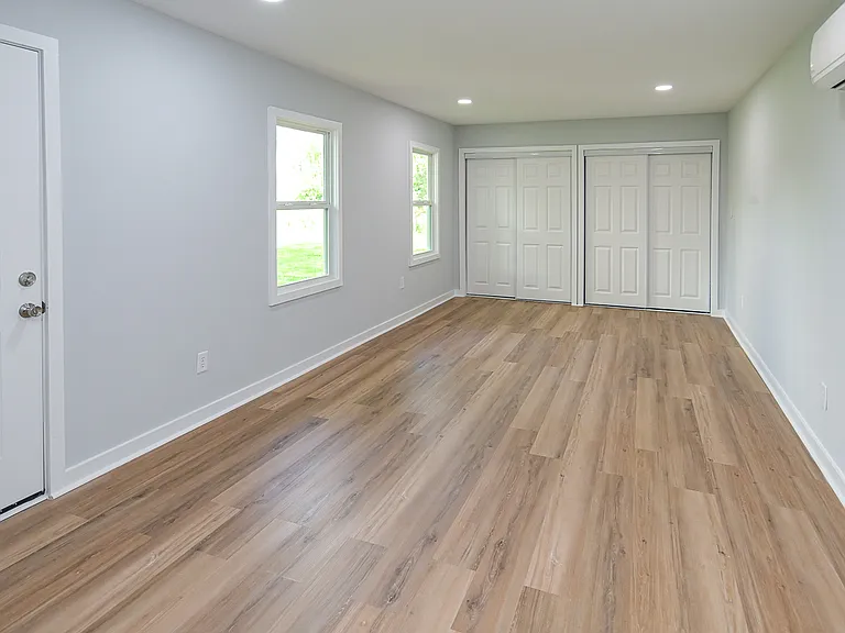 1304 Aston St — Photo 16