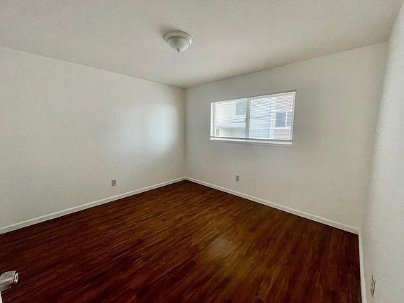 4th image of 7884-7886 Ney Ave #A
