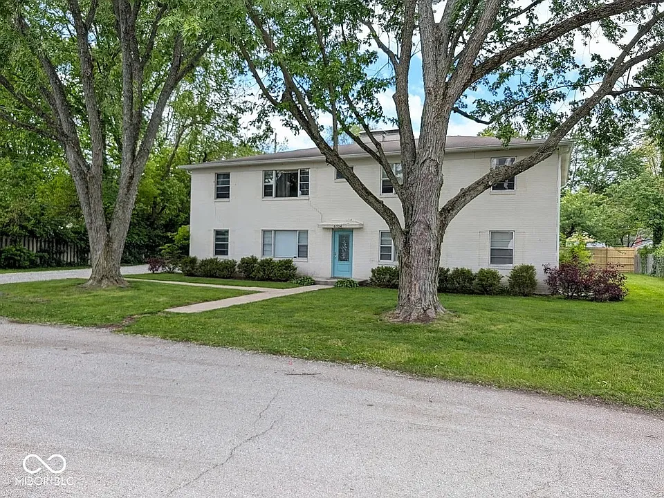6104 Hillside Ave #2