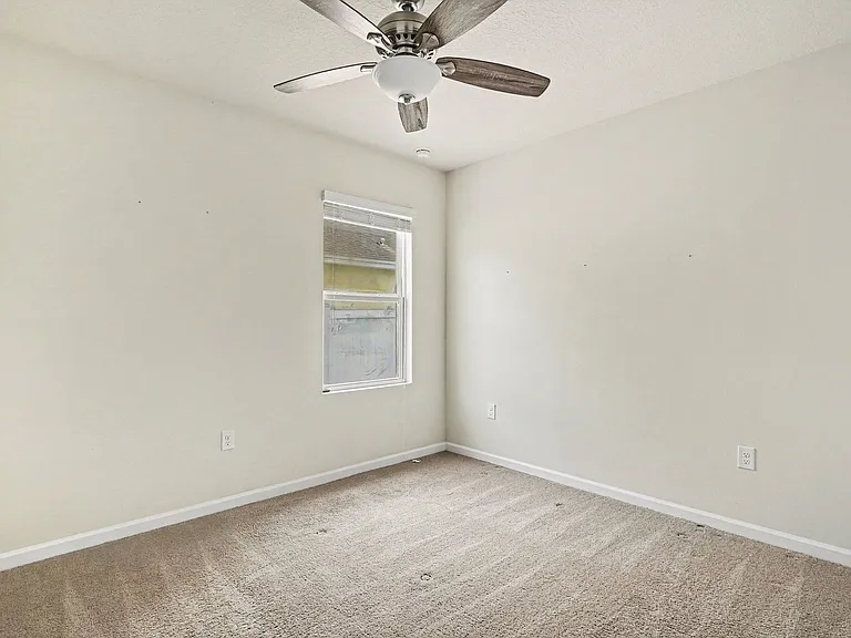 2650 Falcon Ln — Photo 11