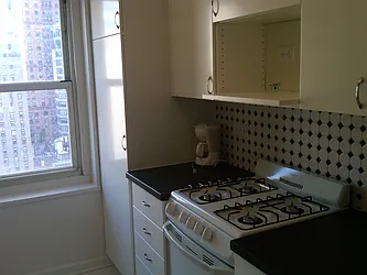 Rented by Tomoko Nagahama, LREB