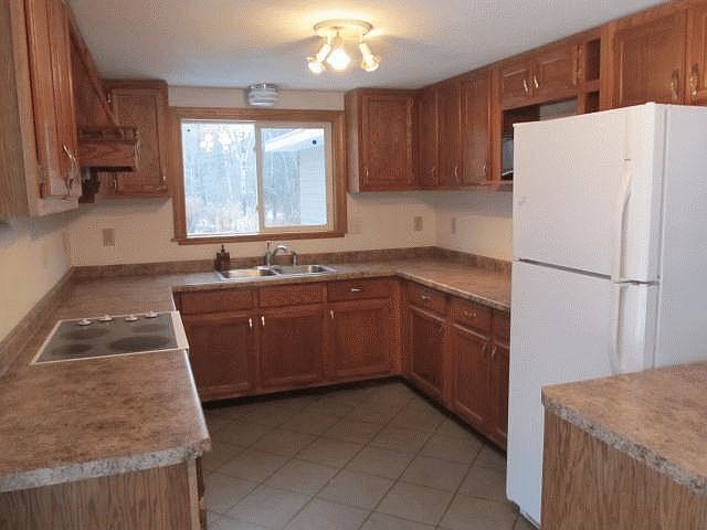 3973 Hicken Rd.