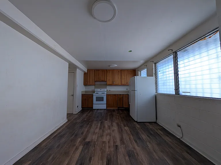 926 Pumehana St #3 — Photo 2