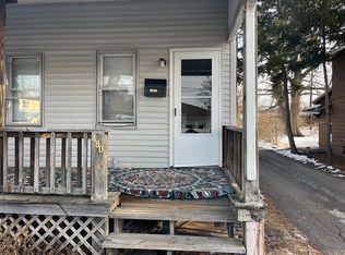 480 3rd St, Moosic, PA 18507