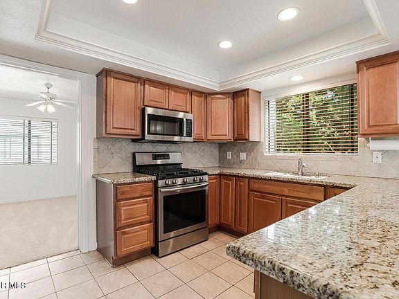 2nd image of 2050 Los Feliz Dr
