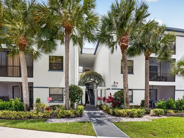 5153 Floria Drive #J, Boynton Beach, FL 33437