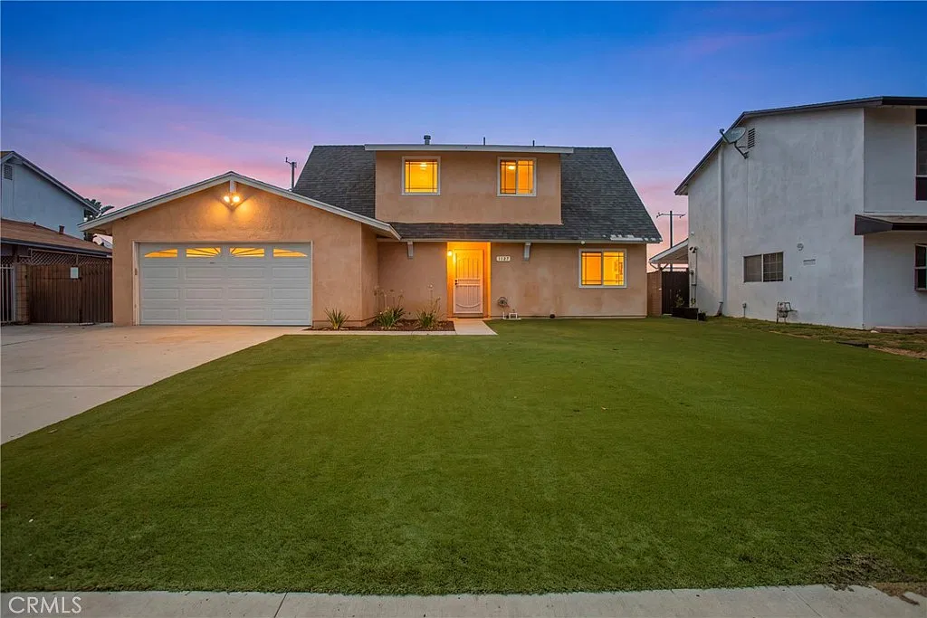 4 bed, 1580 sqft, $4,500 — Photo 1