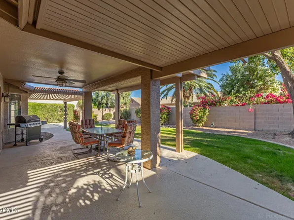 10507 E CHAMPAGNE Drive, Sun Lakes, AZ 85248