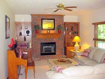 3rd image of 1405 Estates Dr