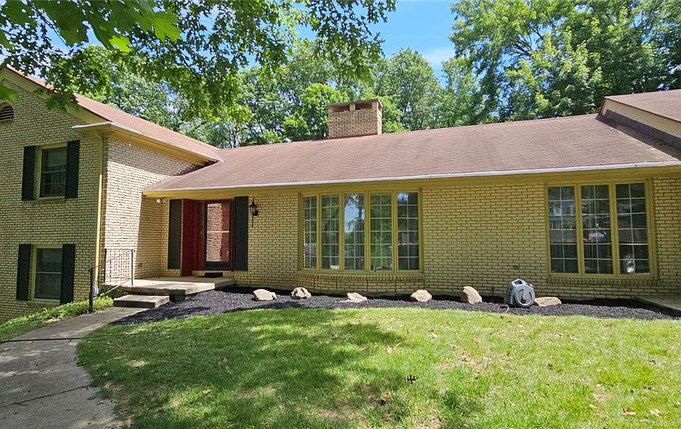 1st image of 124 Amelia Dr
