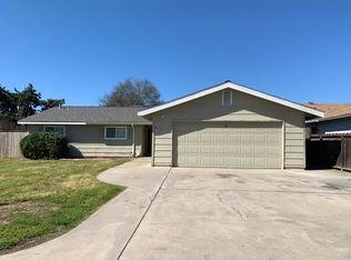 2321 S Memory St, Visalia, CA 93277