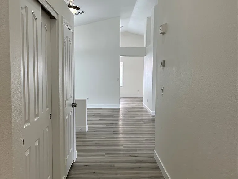 7724 Rye Canyon Dr — Photo 30