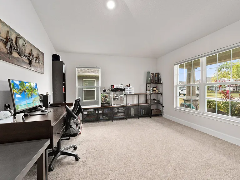 8324 Amalfi Cir — Photo 16
