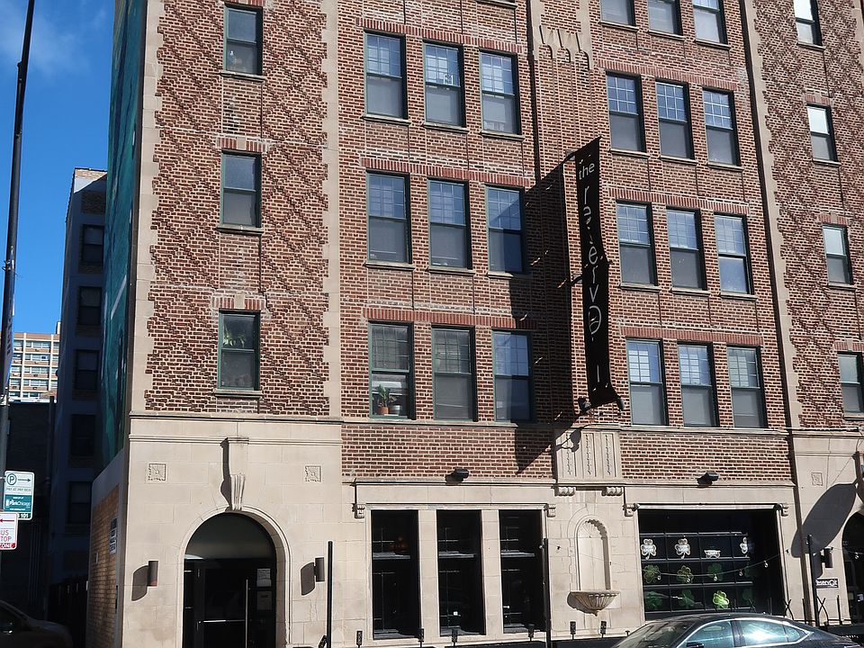 1st image of 846 W Montrose Ave APT 505