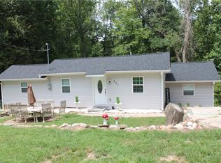 351 Sunset Dr, Thomasville, NC 27360