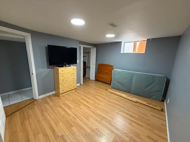 1165 Ogden Ave #BASEMENT — Photo 5