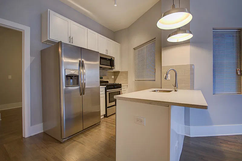 2 bed, 1.0 bath, 777 sqft, $1,850 — Photo 4