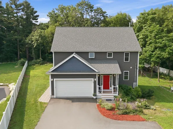 35 Milford St, Medway, MA 02053