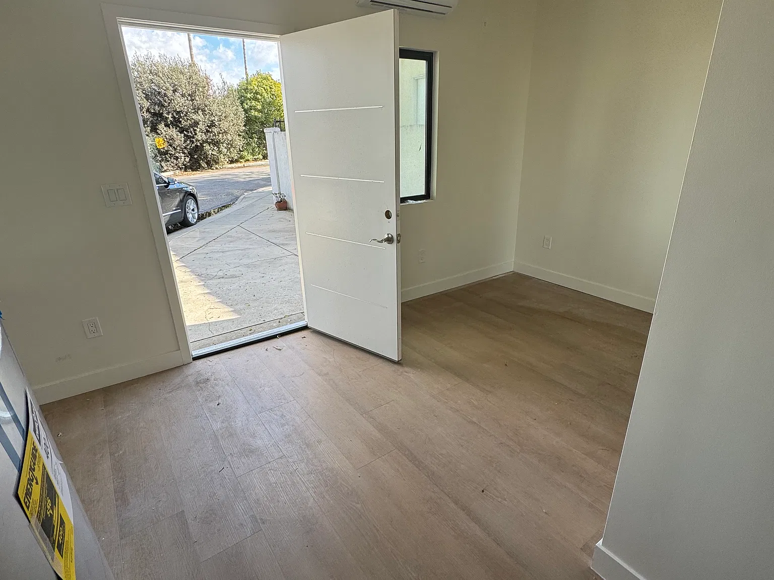 Studio, $1,800 — Photo 4